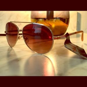 REVLON AVIATOR SUNGLASSES
